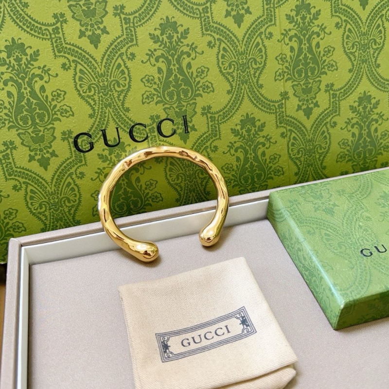 Gvc*1 bracelets